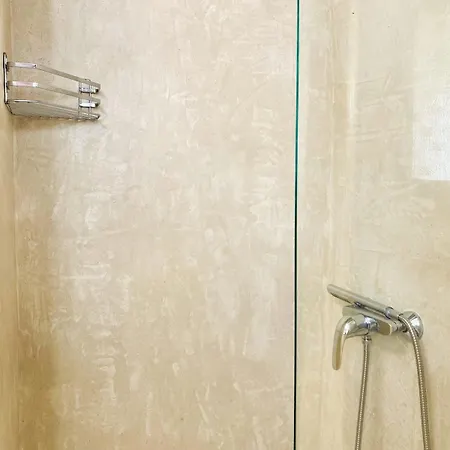 別荘 Astrogonio House